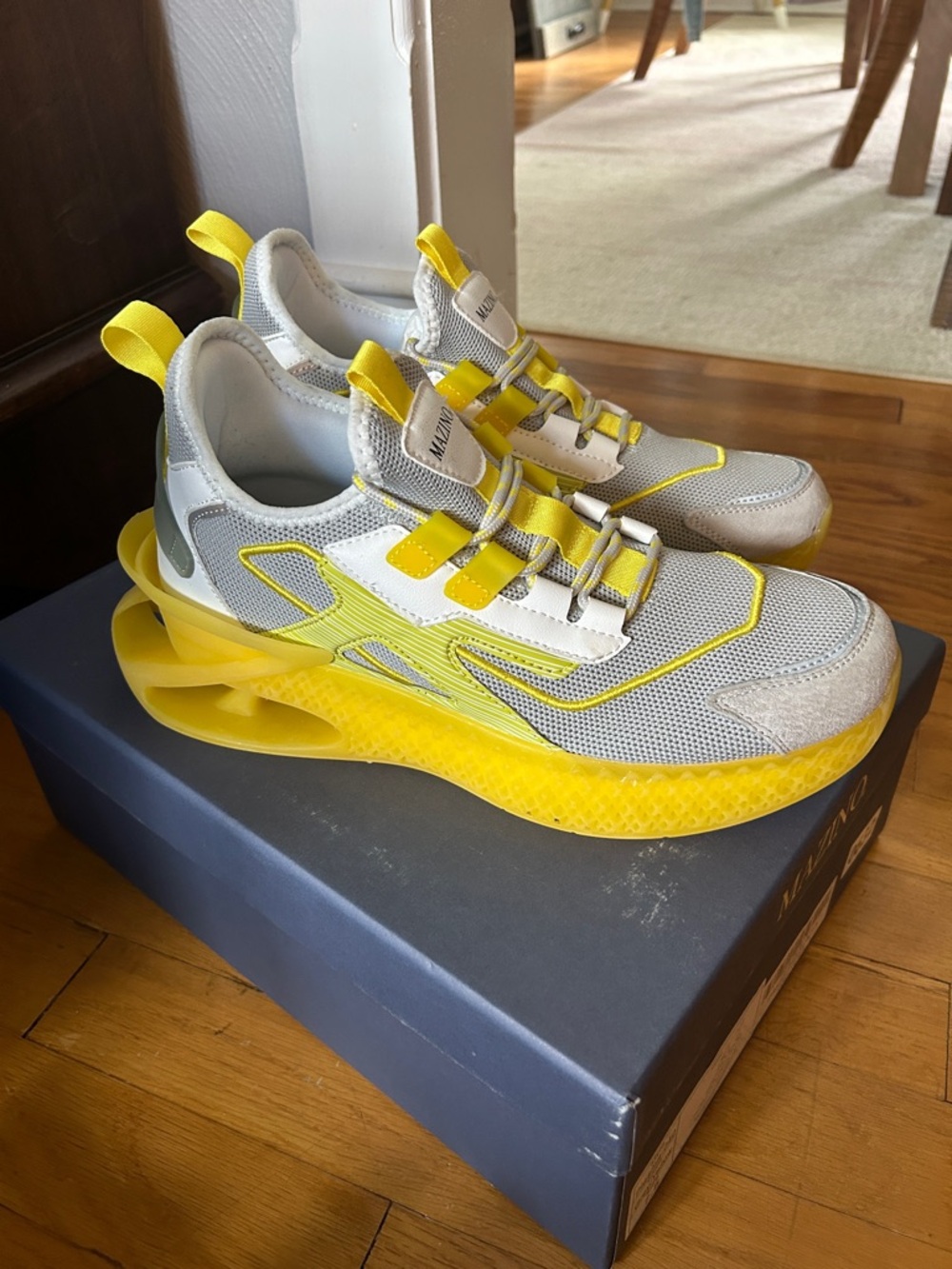 Mazino Plasma Yellow & Gray Sculpted Sole Sneakers Mens 7.5